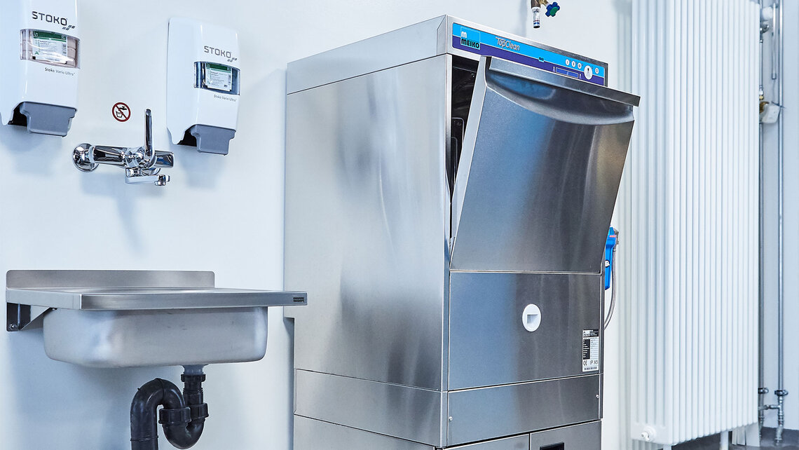 Dishwasher at the fire department Basel Dishwasher fire department Basel