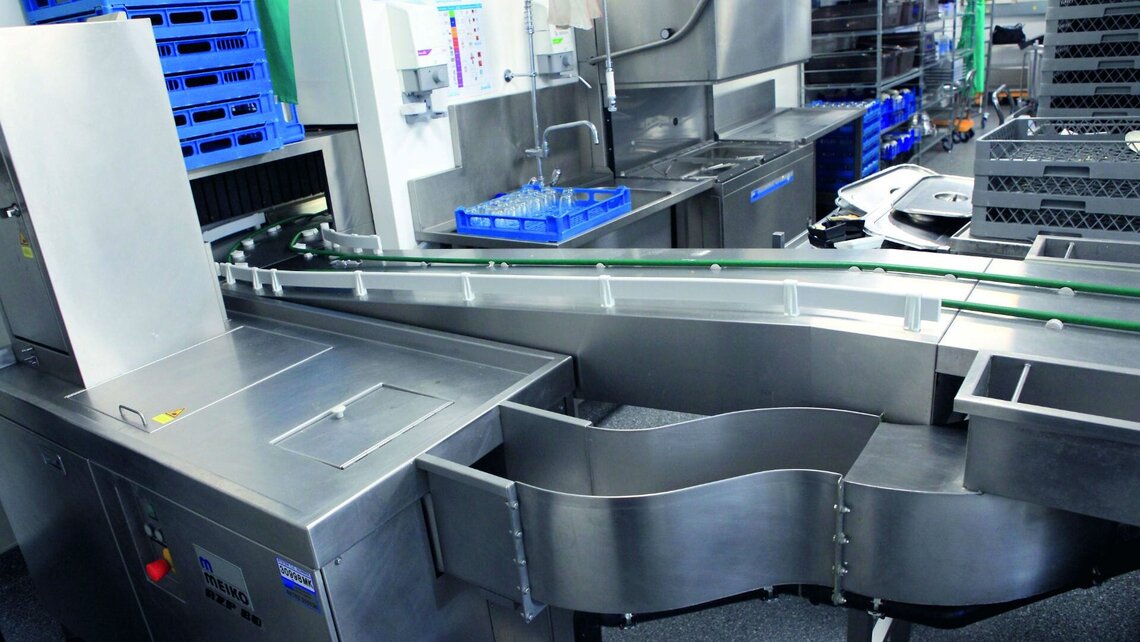 Twin cord tray transport conveyor