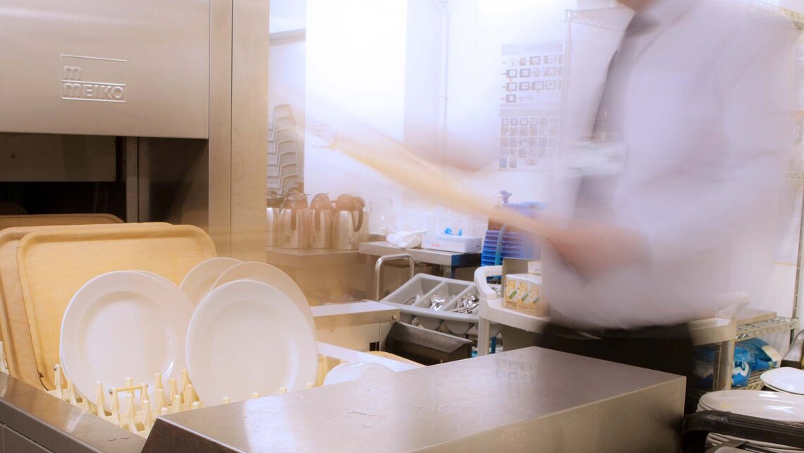 LVS Ascot school clean plates